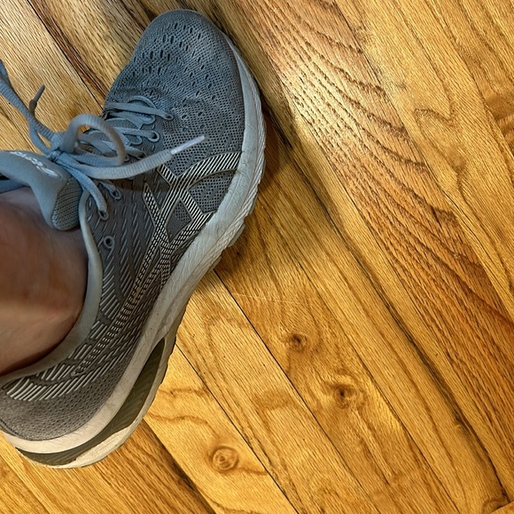 ASICS size 10 grey - Picture 16 of 16